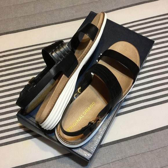 COLE HAAN - Picture 11 of 16